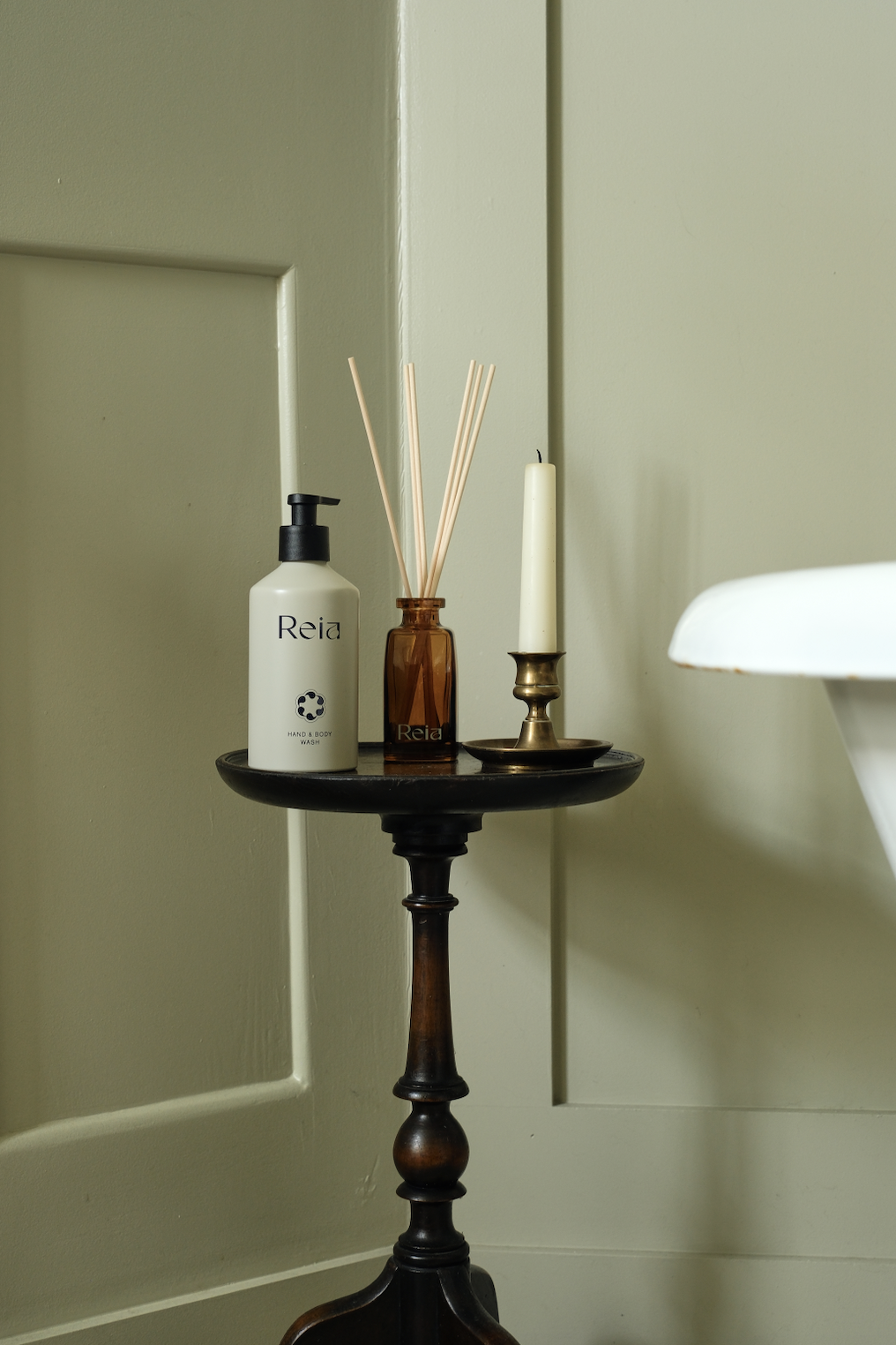 Natural Reed Diffuser by Reia