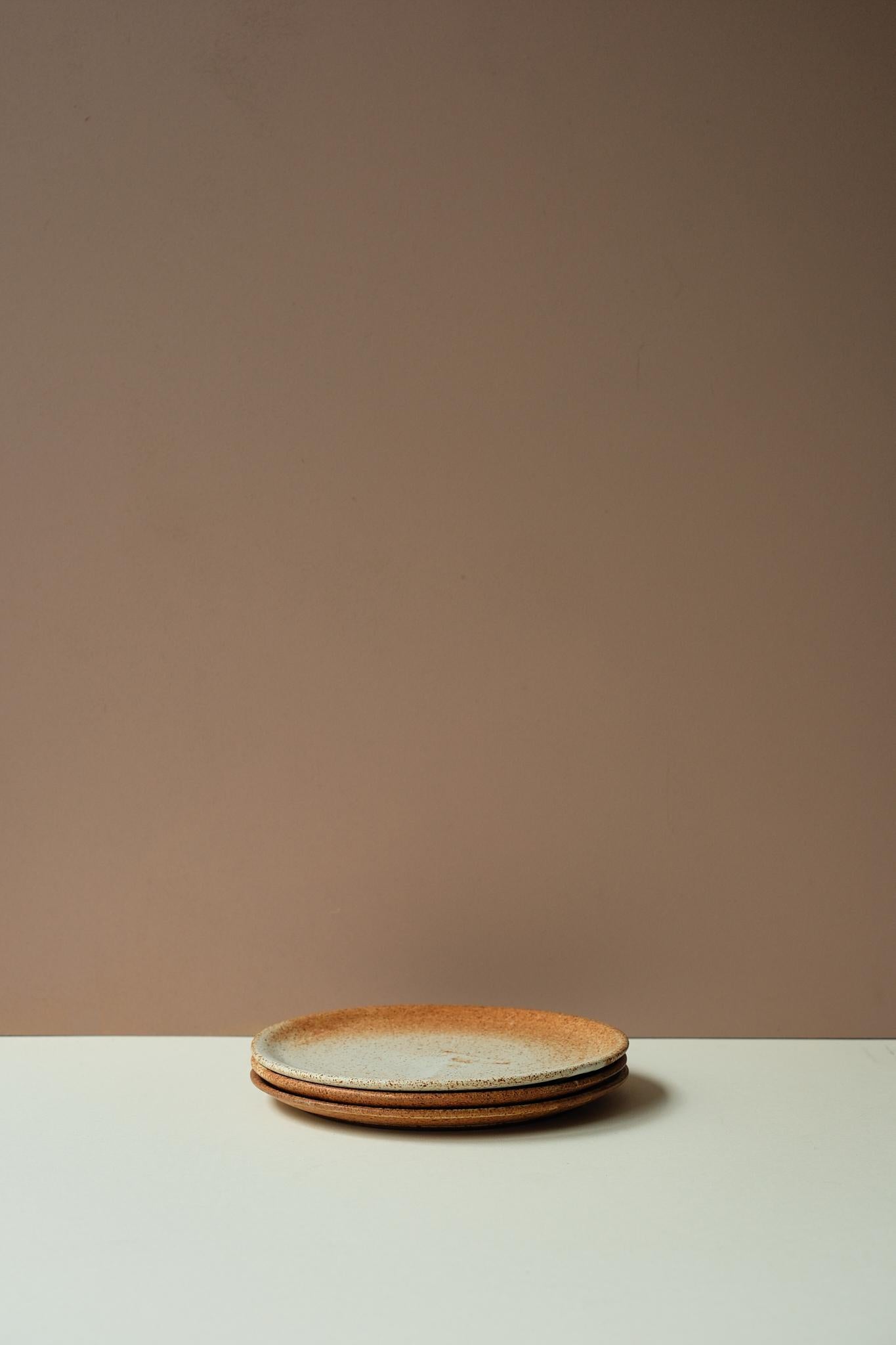 Iron Speckle Plate by Laura Smith