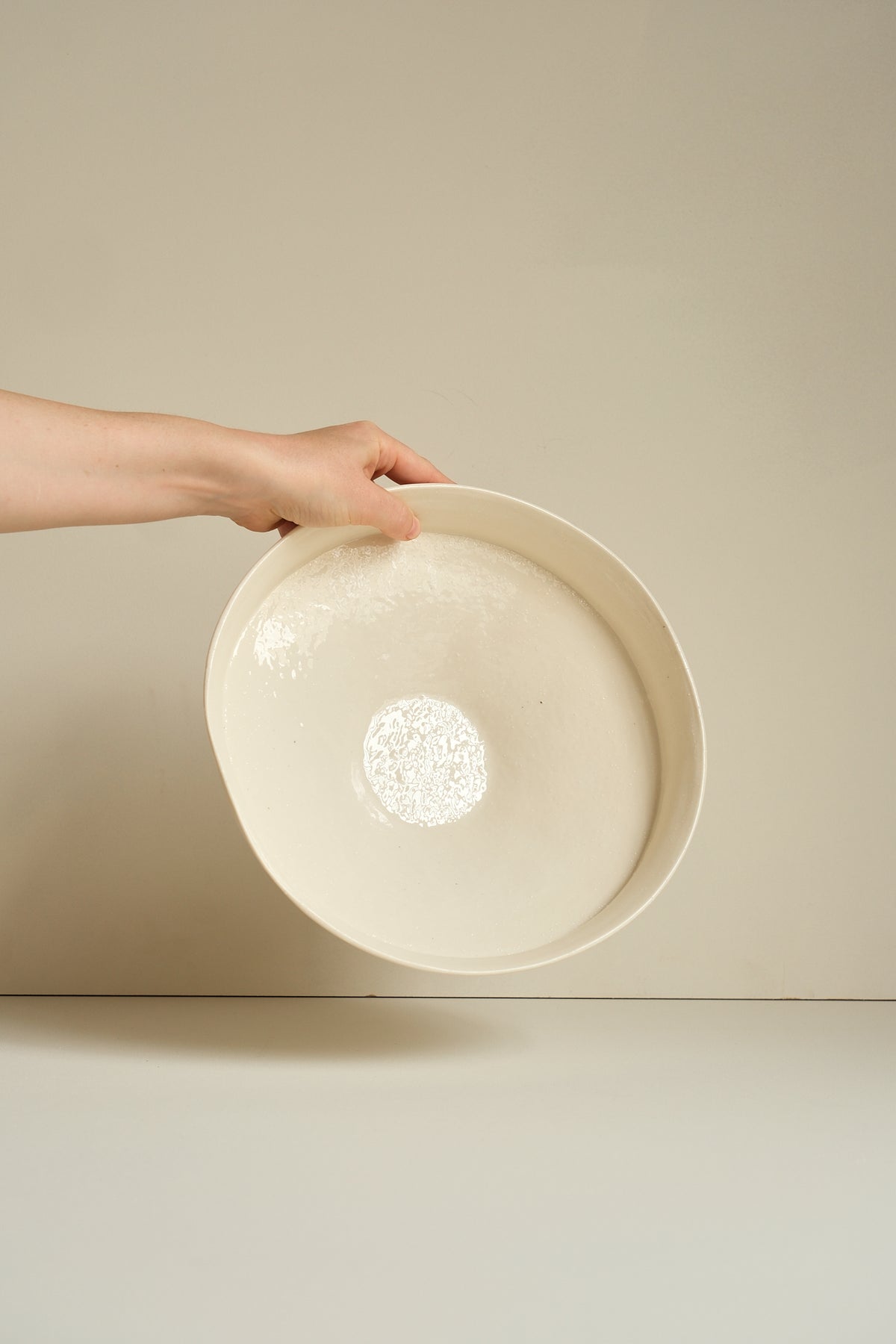Tierno Large Porcelain Bowl by Pomax