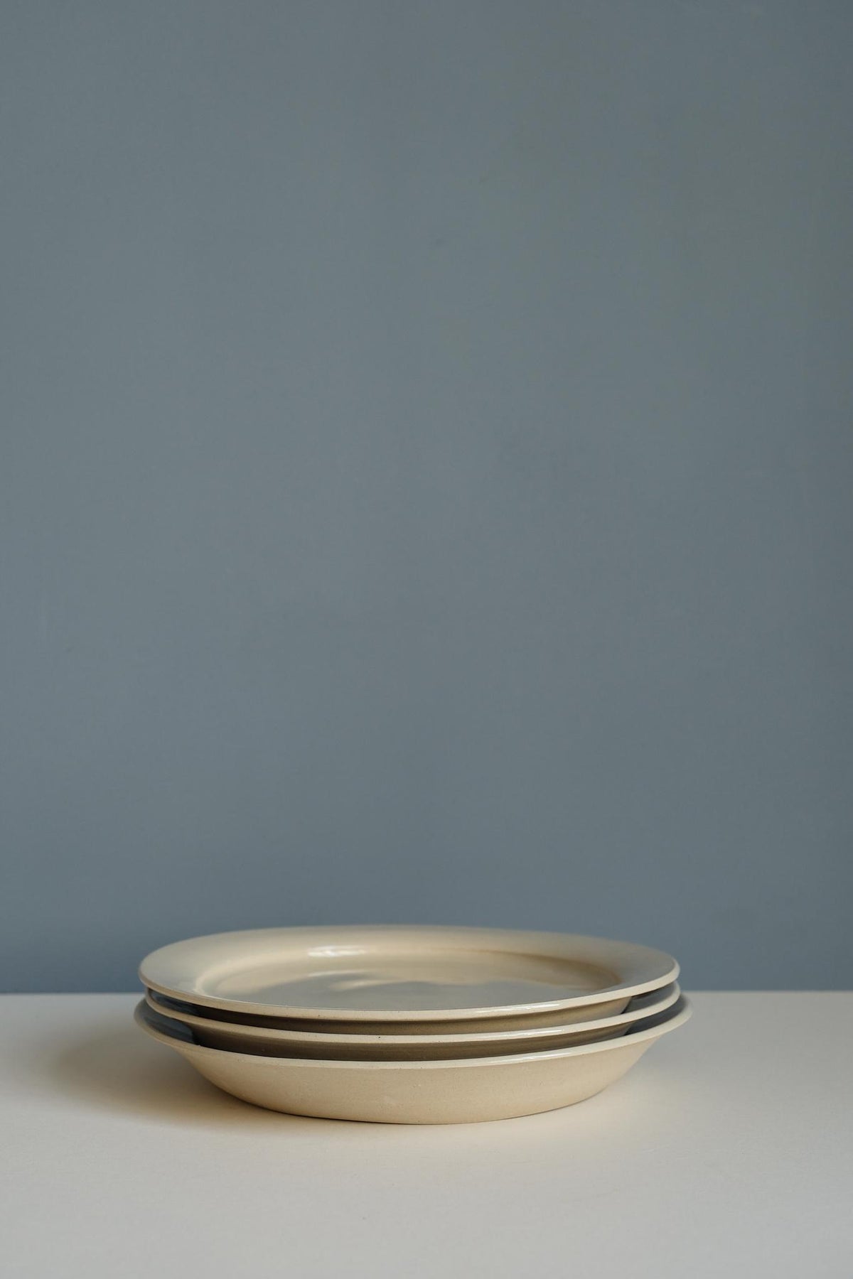Stoneware Dinner Plate by Lupe