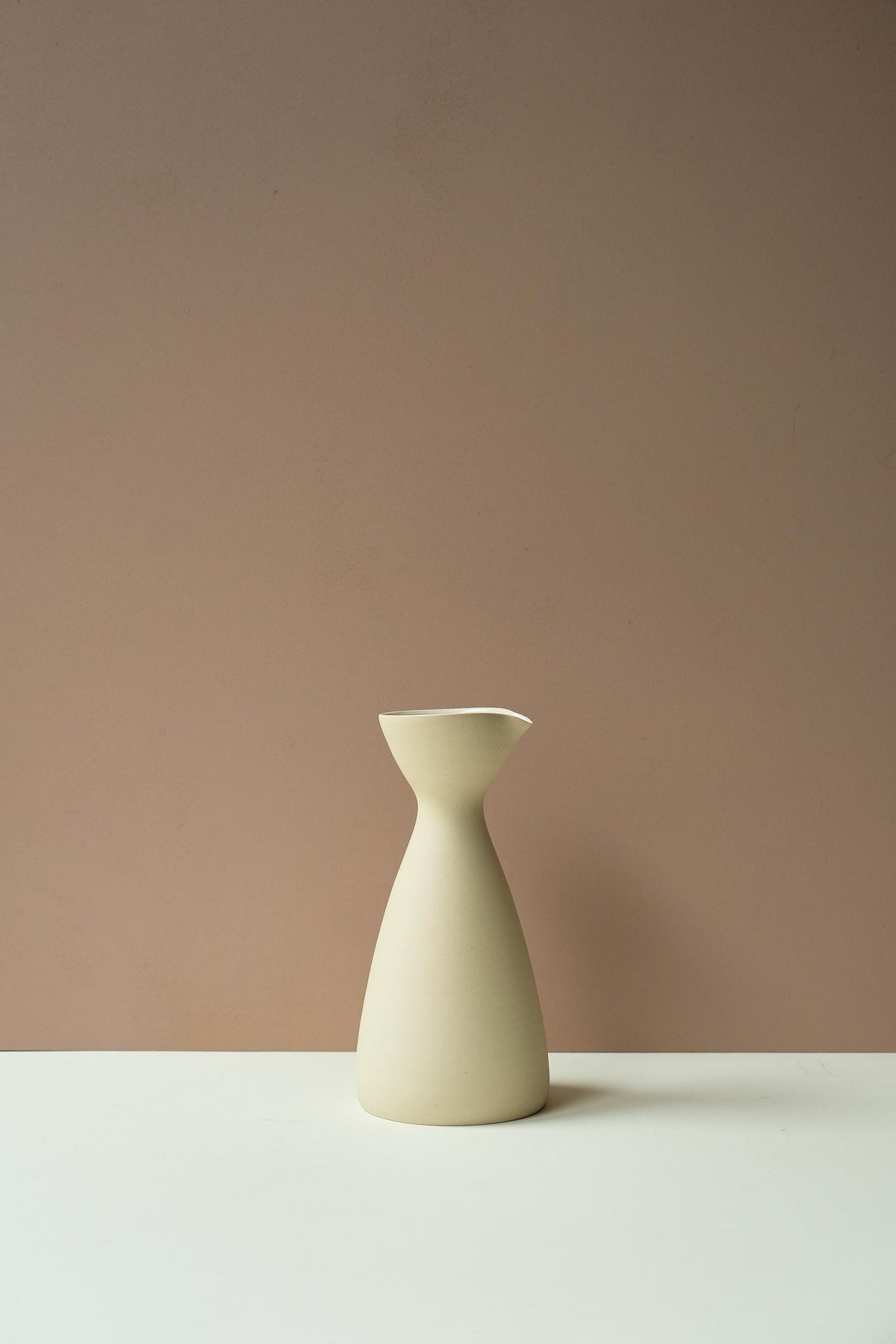 Toile Carafe by Y.Pottery