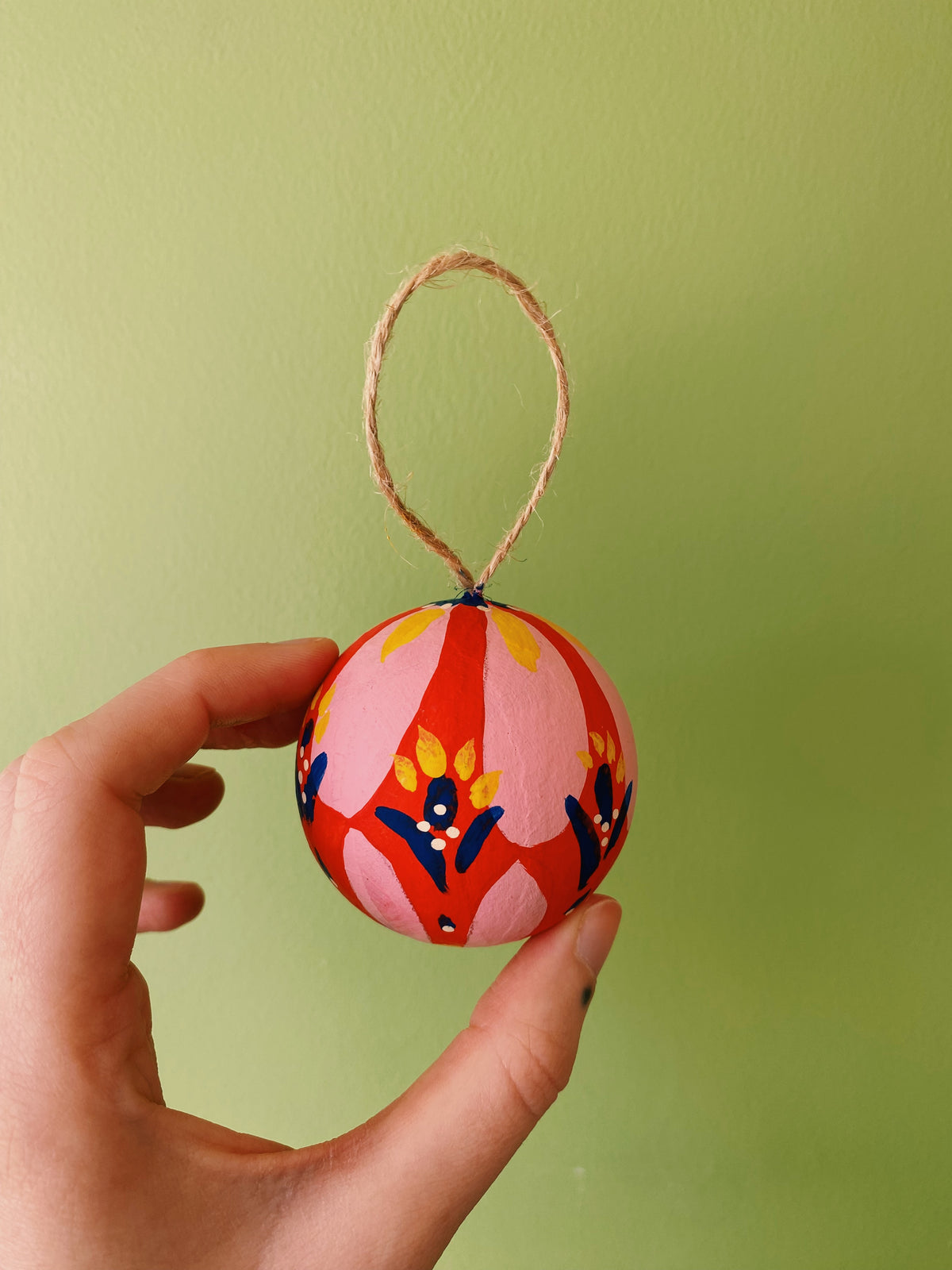 Painted Bauble Workshop with Claire Sherston | Sunday 14th December