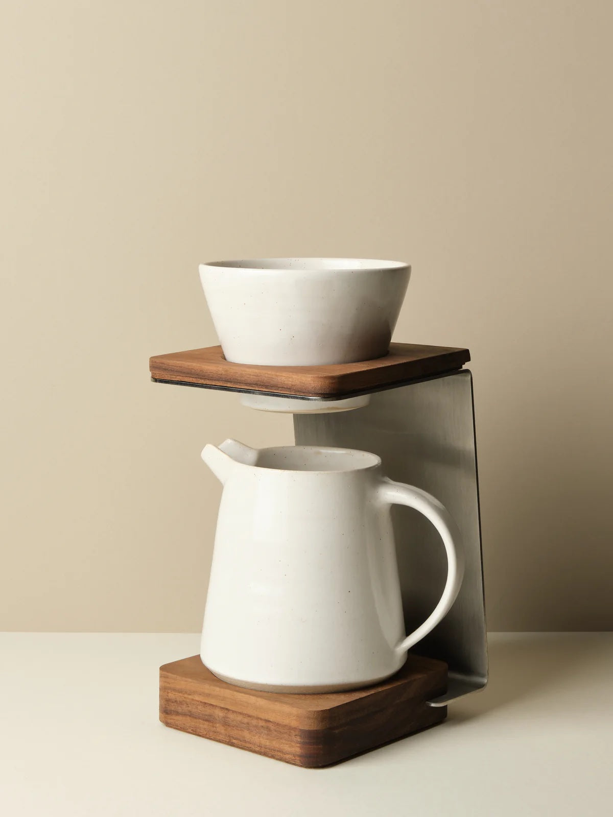 Ceramic & Walnut Coffee Dripper