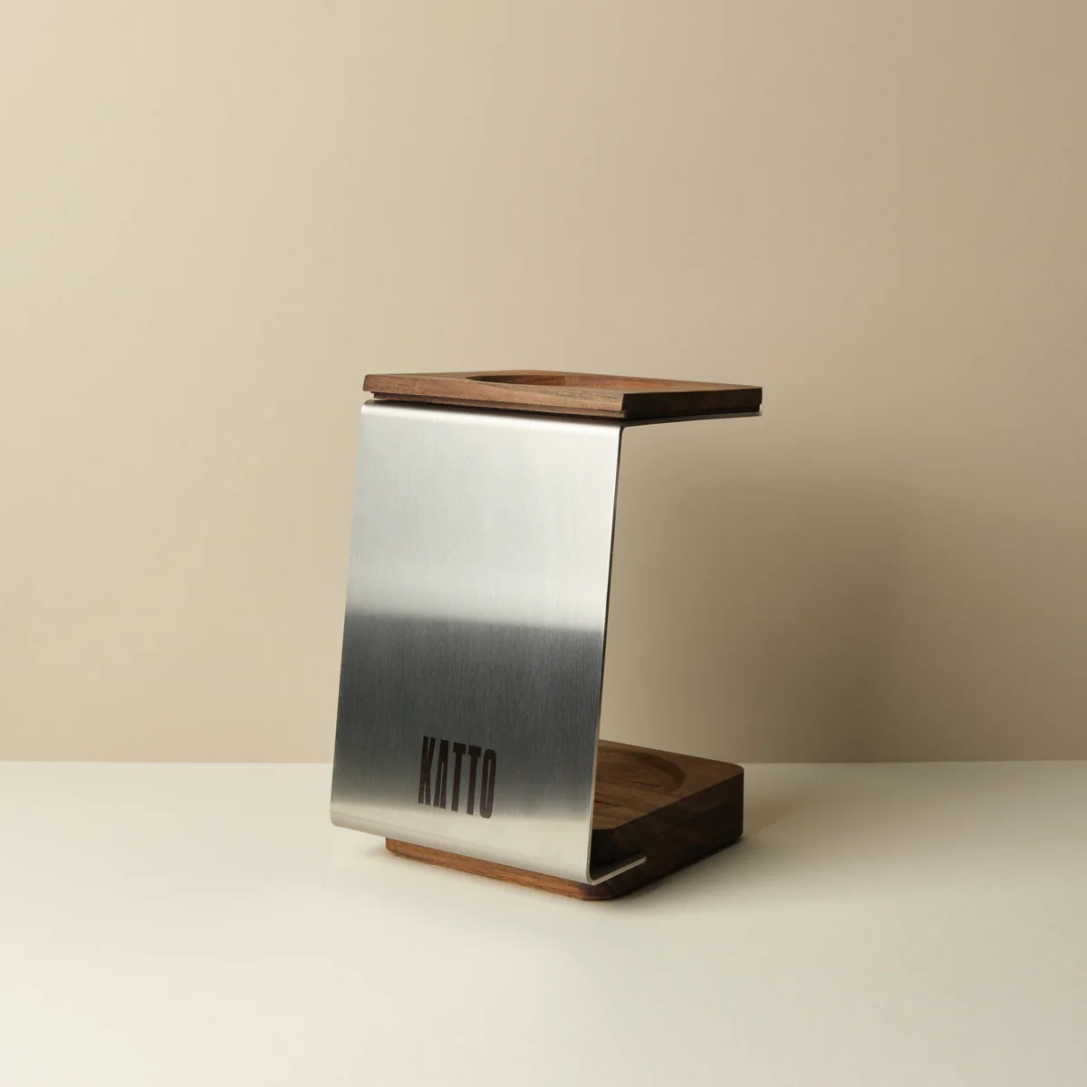 Ceramic & Walnut Coffee Dripper