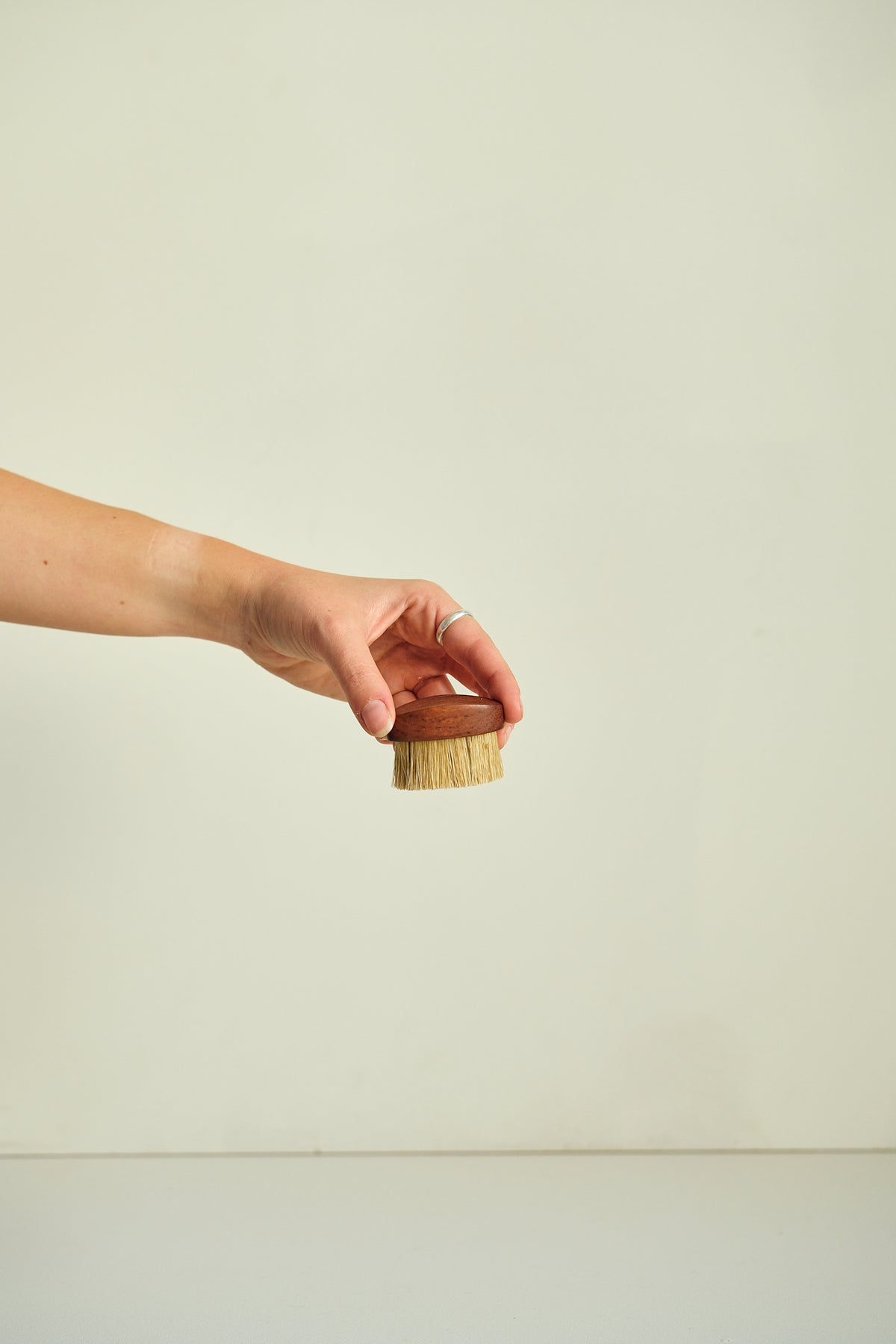 Mini Wooden Mushroom Brush