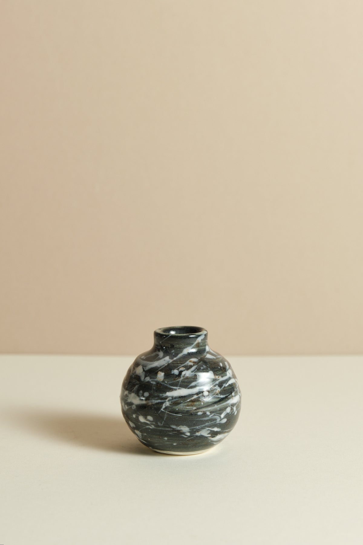 Gas-fired Bud Vase