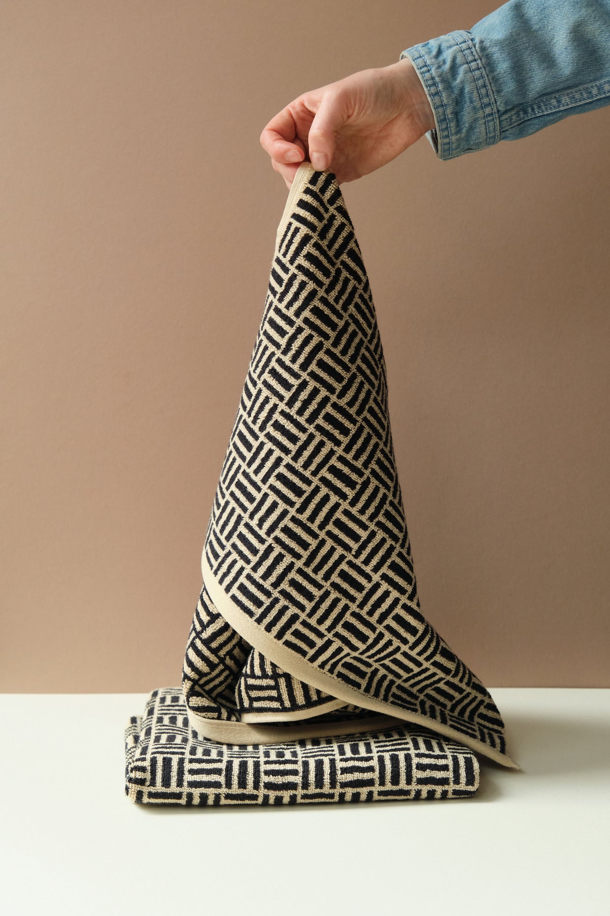 Monchrome Cotton Towels