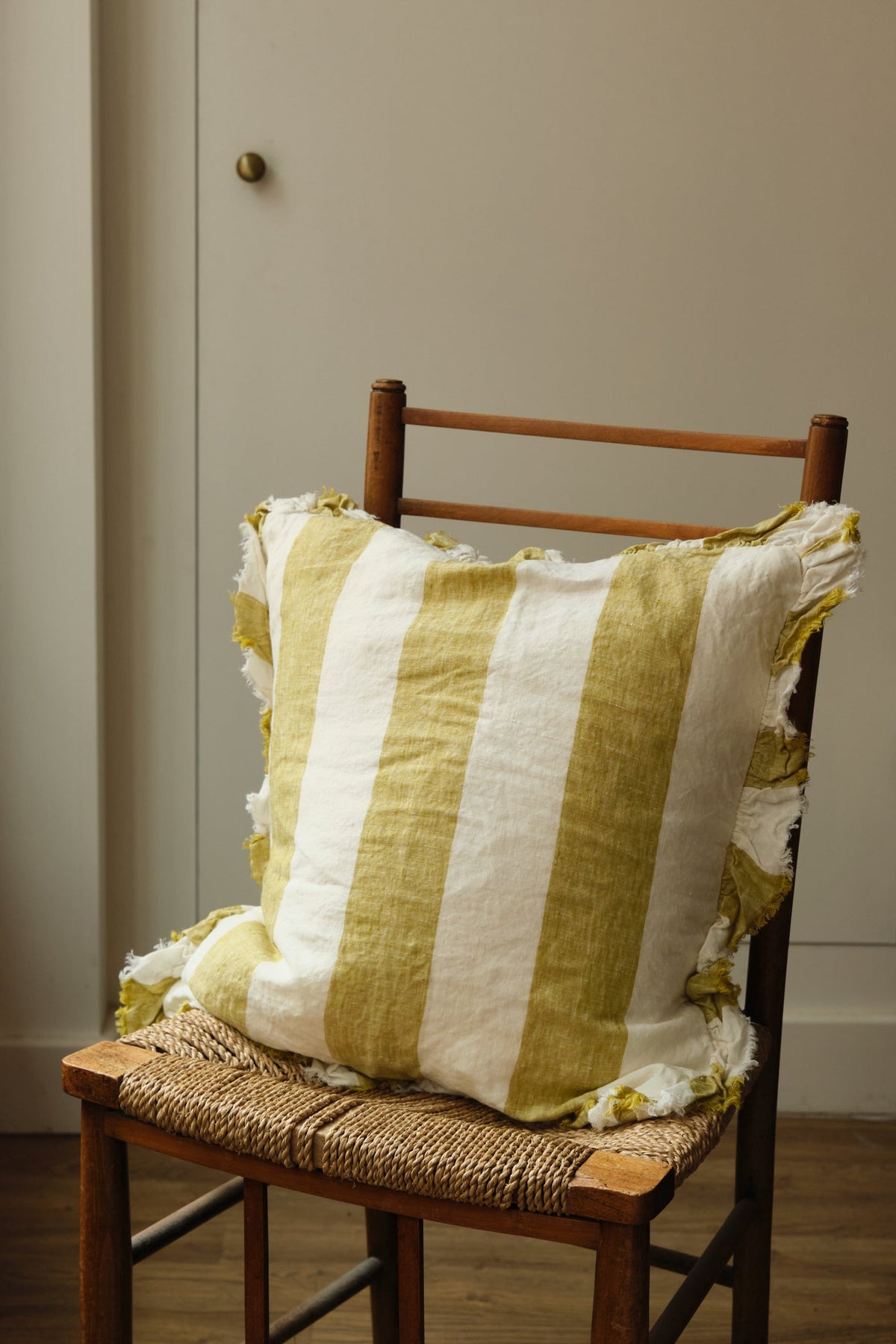 Ruffle Edge Stripe Cushion