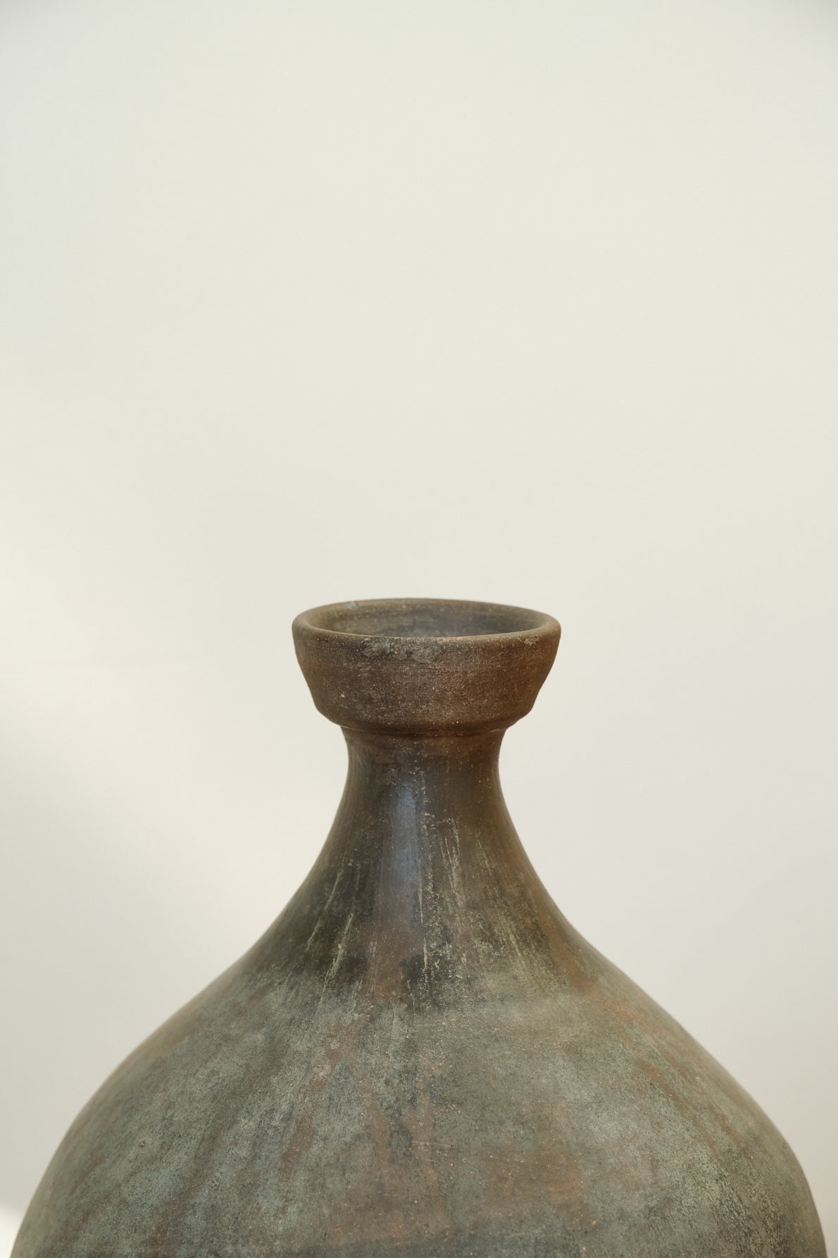 Antique Vessel 01