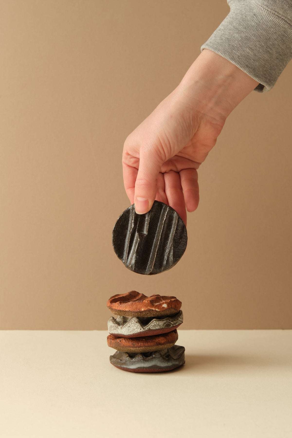 Round Textured Slab Soap Dish