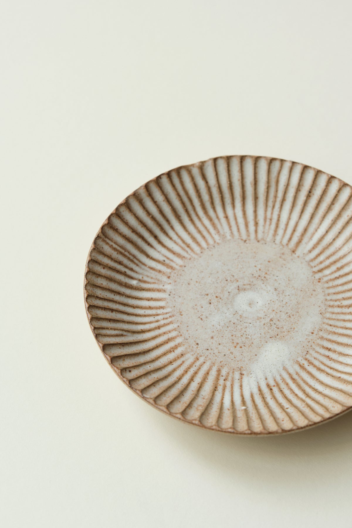 Carved Mini Plate - Sayaka