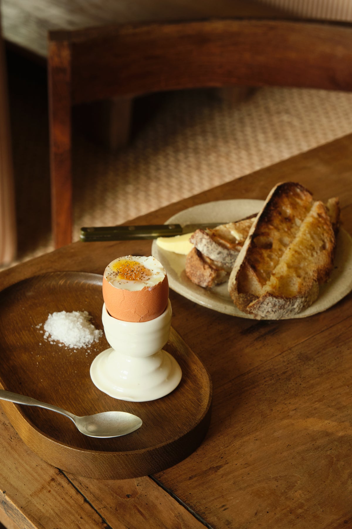 Porcelain Swirl Egg Cup