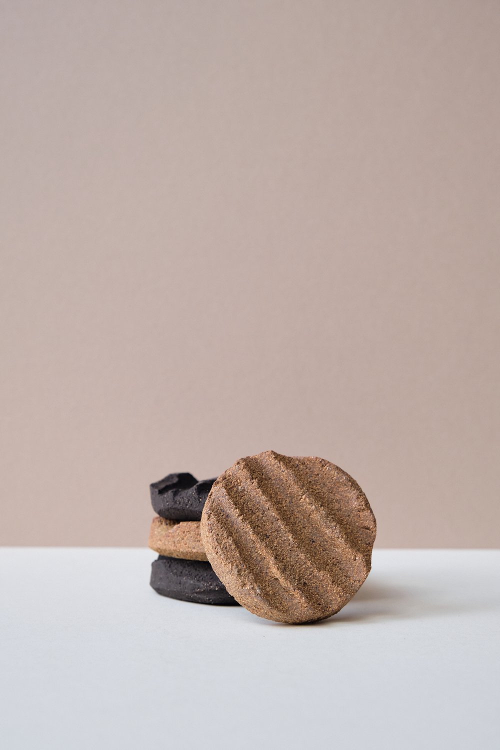 Round Textured Slab Soap Dish