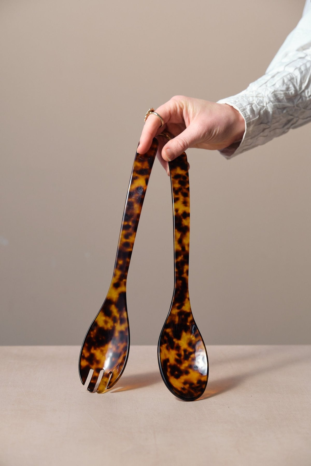 Tortoiseshell Salad Servers by Heim Söhne