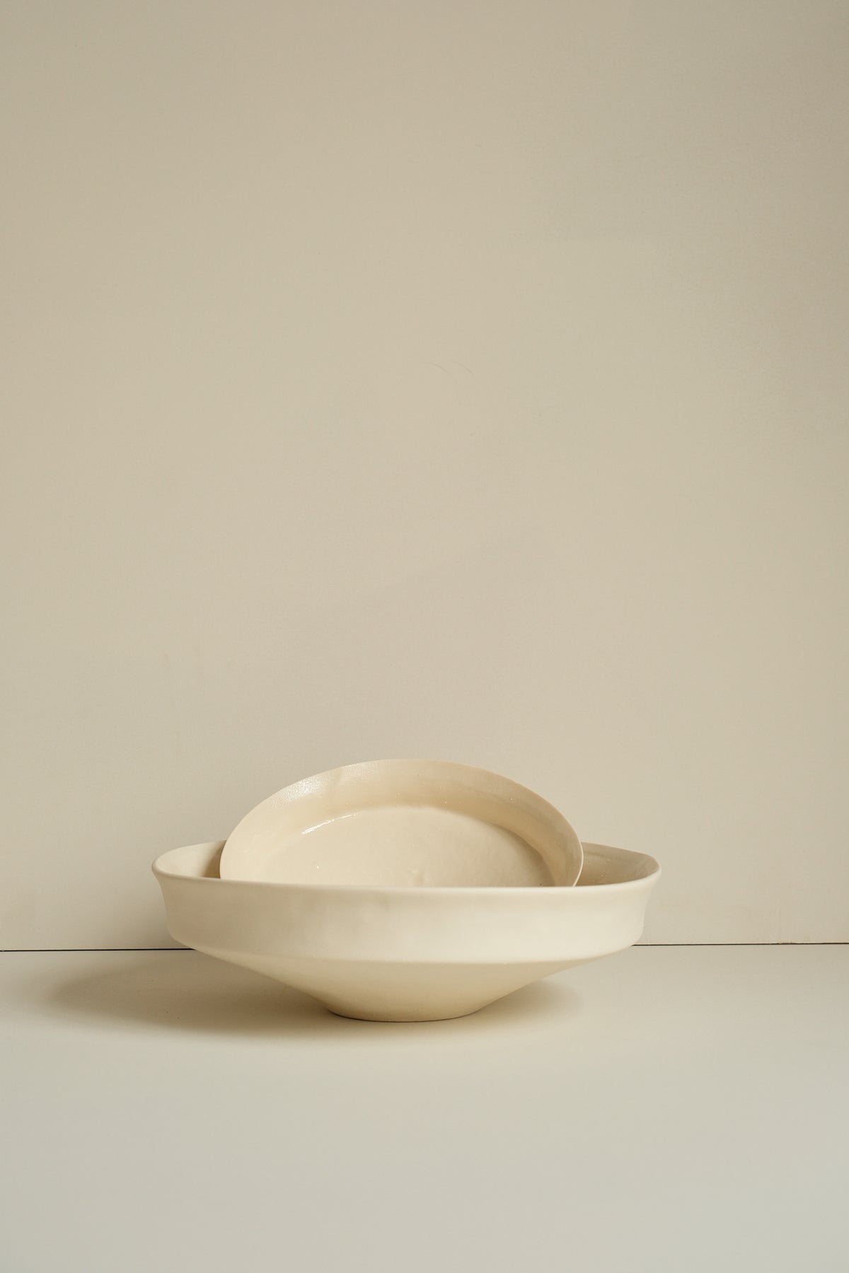 Tierno Large Porcelain Bowl by Pomax