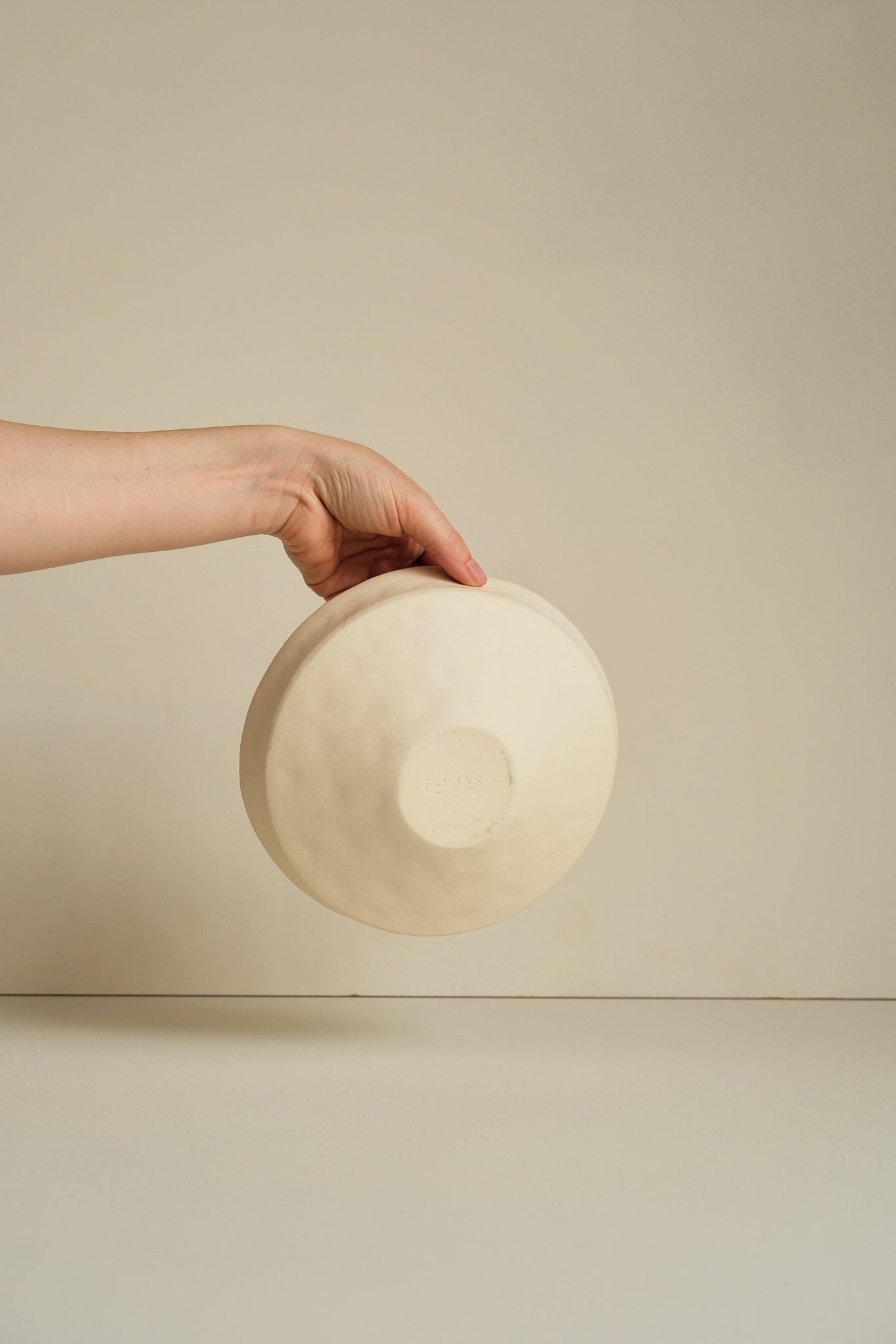 Tierno Medium Porcelain Bowl by Pomax