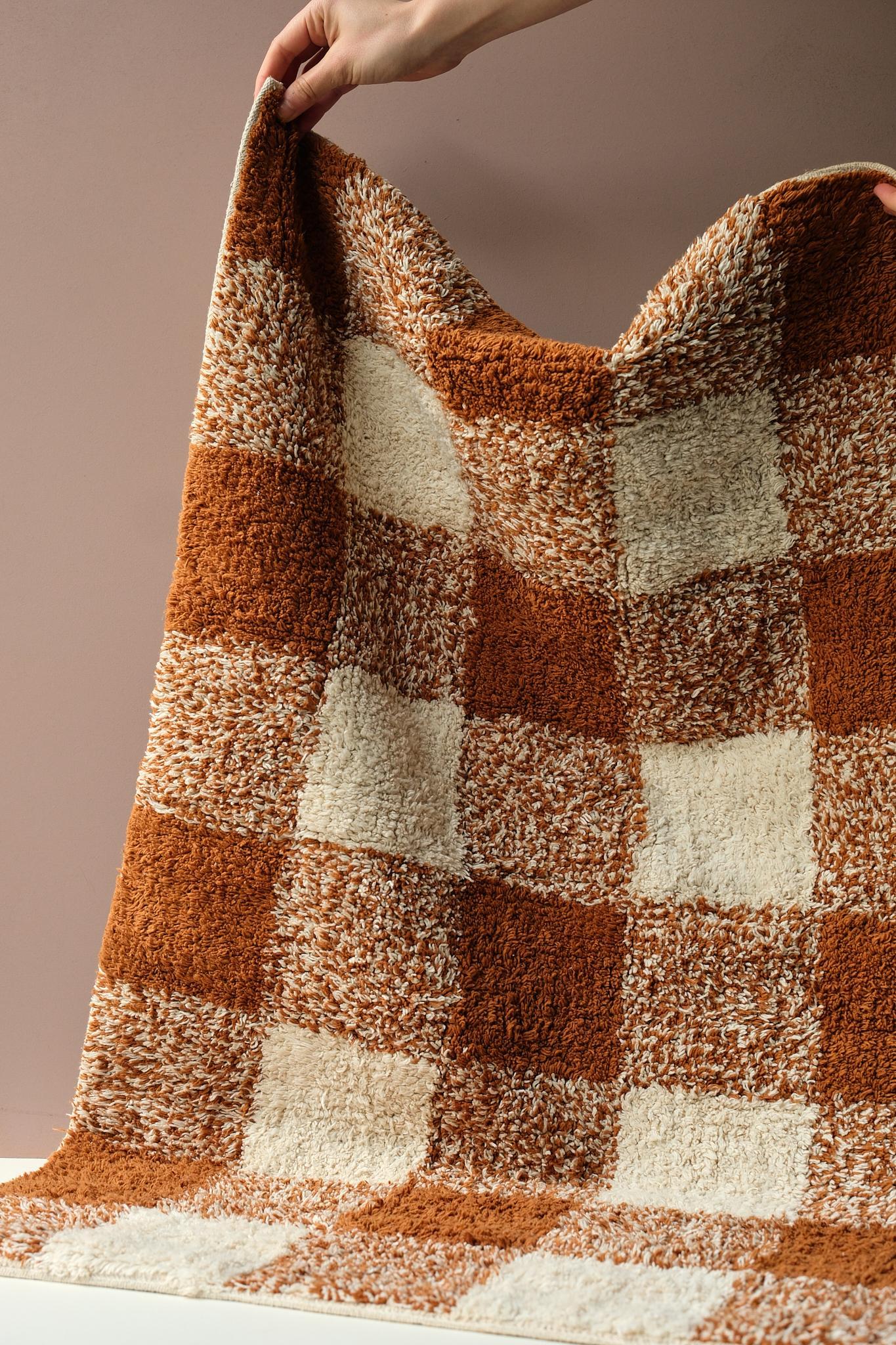 Rust Check Bath Mat