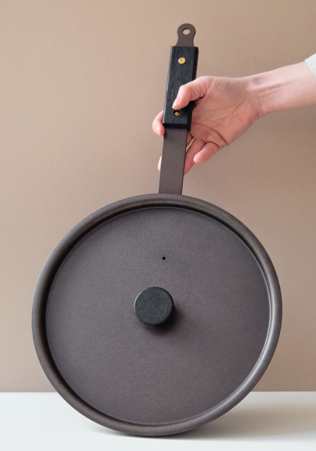 23cm Lidded Saute Pan by Netherton Foundry
